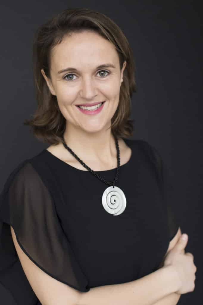 portrait photo of Aurélie Bécat from Incubator Studio marketing consultant coach business positioning SME entrepreneur